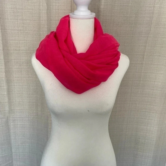Women's H&M Bright Pink Scarf - Picture 2 of 3